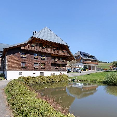 Kapellenhof Ferienwohnungen トリベルク エクステリア 写真
